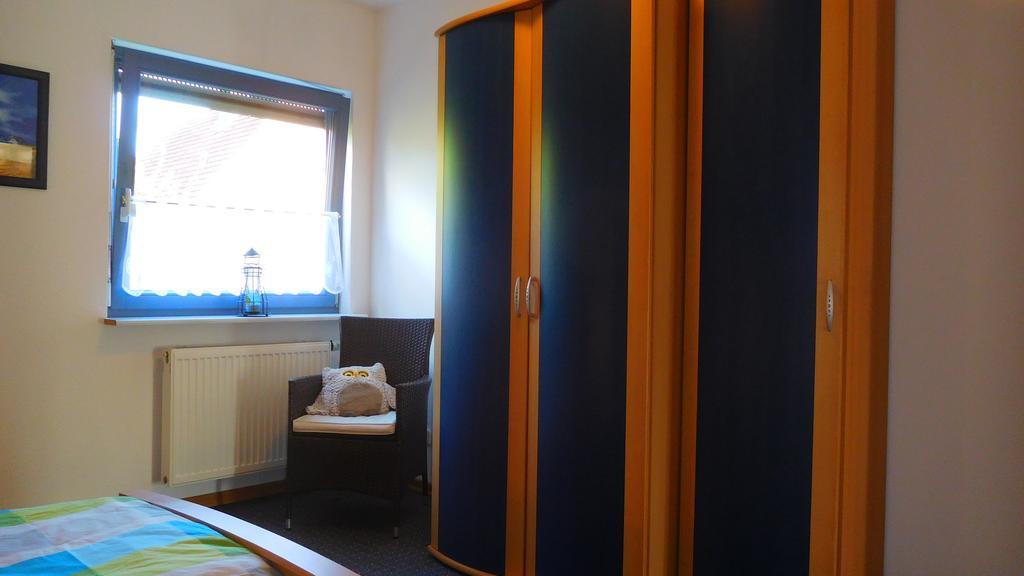 ליבק Ferienwohnung Familie Huebner מראה חיצוני תמונה
